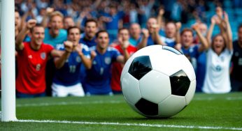 Cara Menang Taruhan Bola Online: Strategi Efektif untuk Meningkatkan Peluang Anda